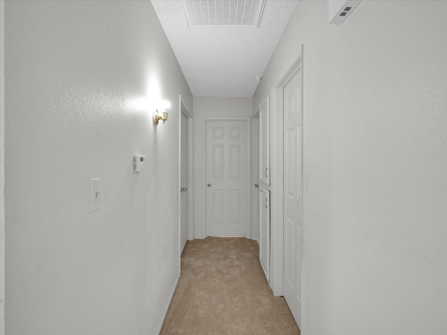 3559 Vernal Avenue Merced, CA 95340 - Photo 11 of 25 a view of a hallway