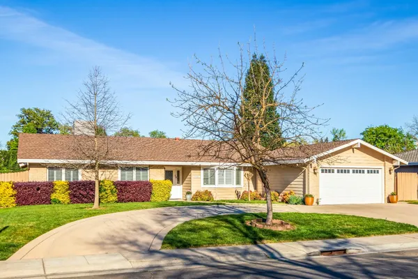 $949,000 | 1431 McClaren Drive, Carmichael, CA 95608