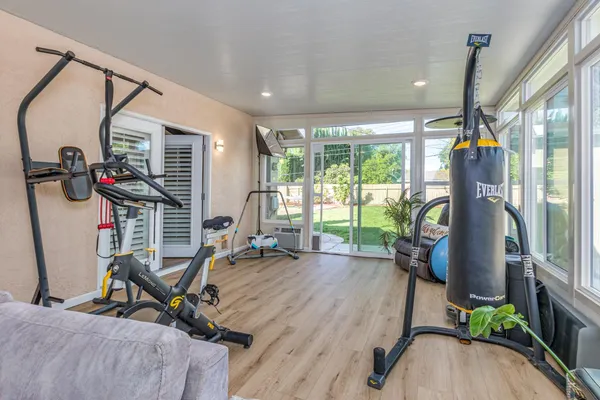 $949,000 | 1431 McClaren Drive, Carmichael, CA 95608