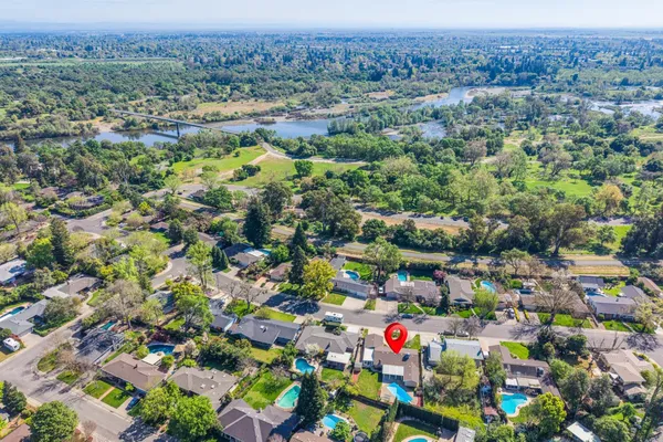 $949,000 | 1431 McClaren Drive, Carmichael, CA 95608