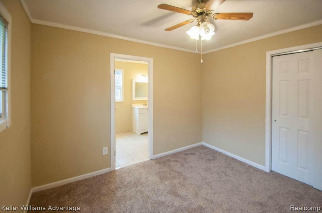37465 Carson Street Farmington, MI 48331 - Photo 9 of 30 9_Carson St_37465.jpg