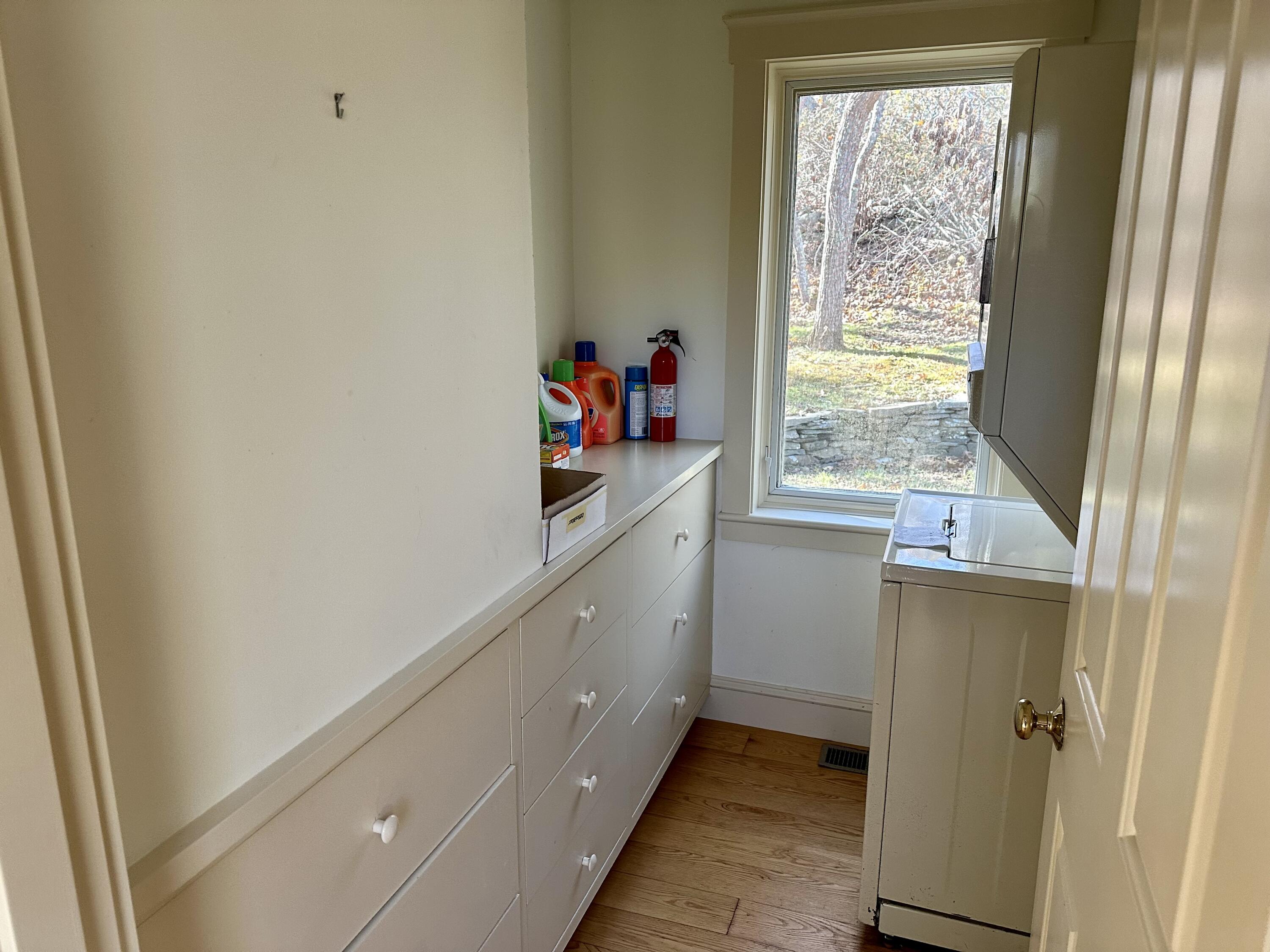 8 Harpoon Hollow Road Aquinnah, MA 02535 - Photo 11 of 29 a room with window and cabinets