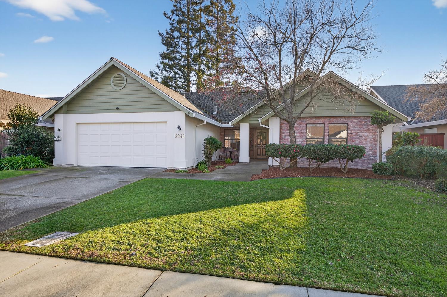 2348 Eilers Lane Lodi, CA 95242 - Photo 3 of 46 front view of a house and a yard