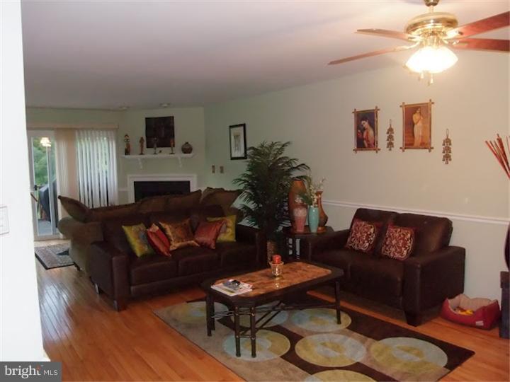 23 Castleton Road Princeton, NJ 08540 - Photo 4 of 12