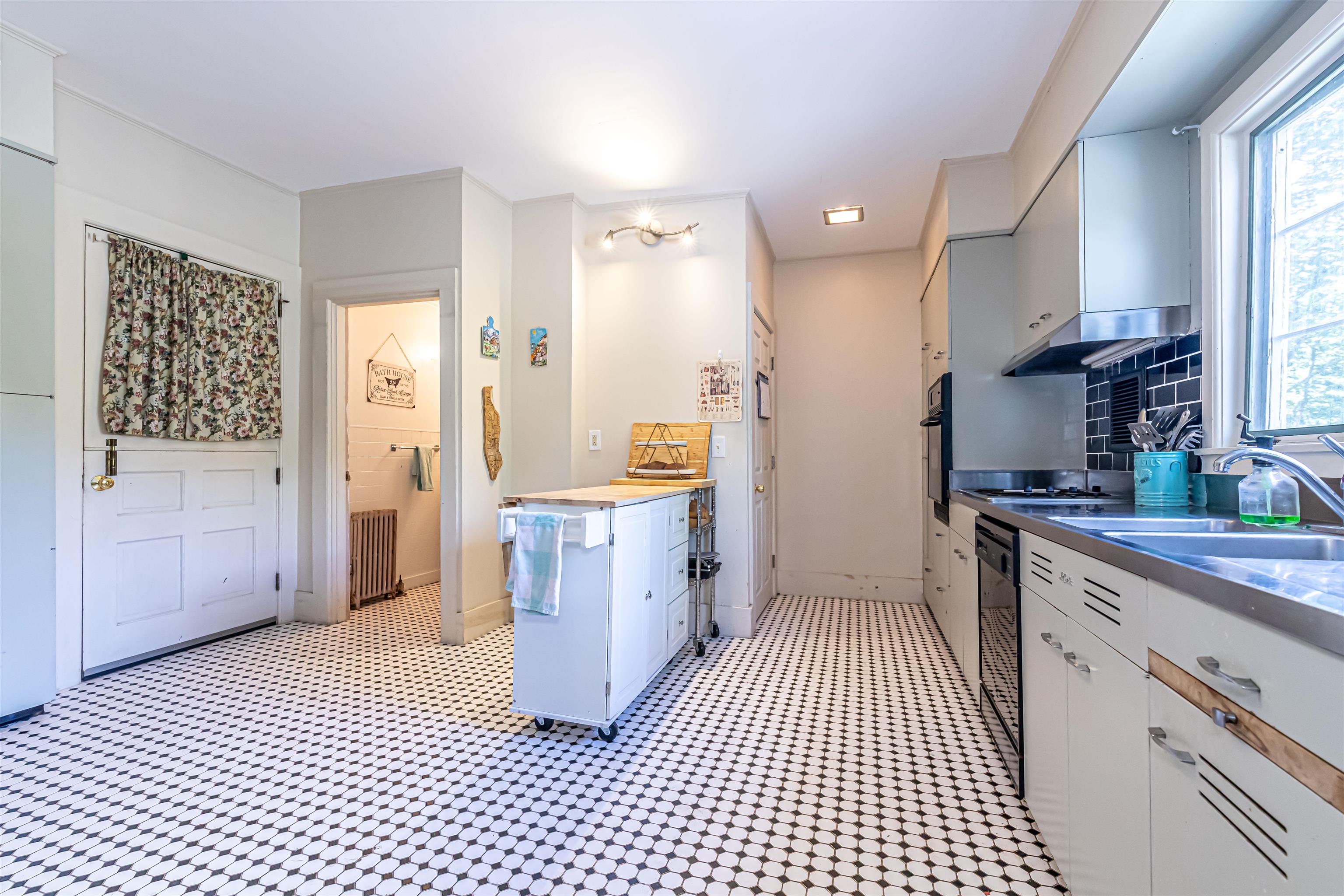 7 Granite Street Peterborough, NH 03458 - Photo 21 of 35