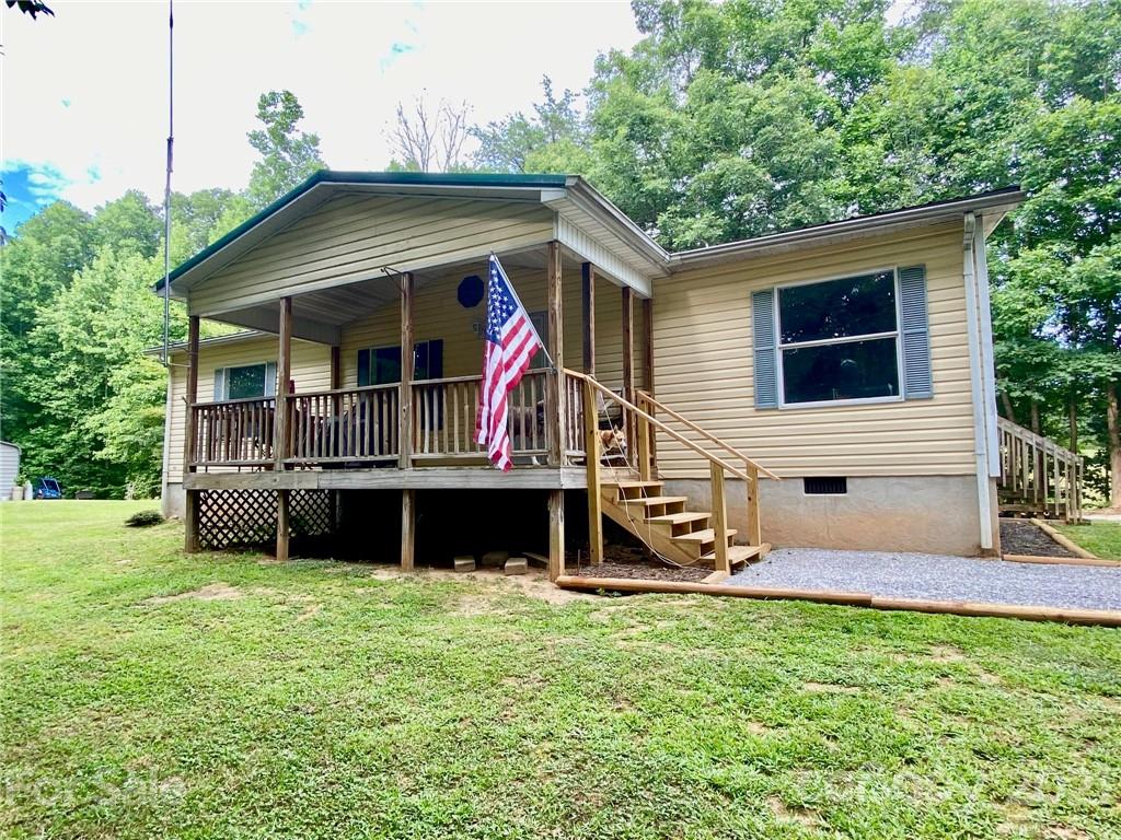 6745 Sugar Hill Road Marion, NC 28752 - Photo 2 of 21 Gallery Image 2