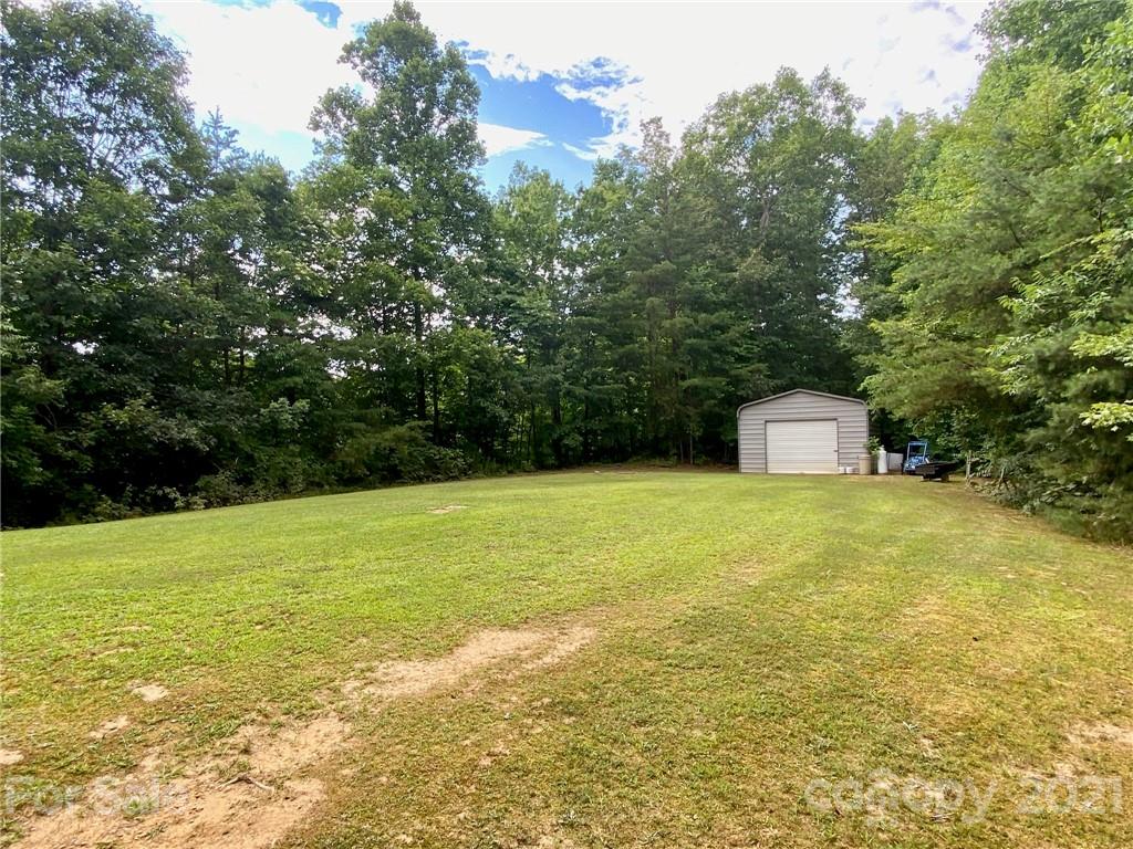 6745 Sugar Hill Road Marion, NC 28752 - Photo 16 of 21 Gallery Image 16