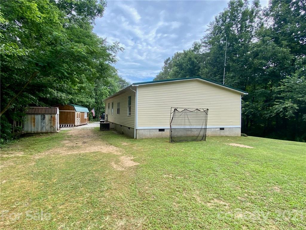 6745 Sugar Hill Road Marion, NC 28752 - Photo 17 of 21 Gallery Image 17