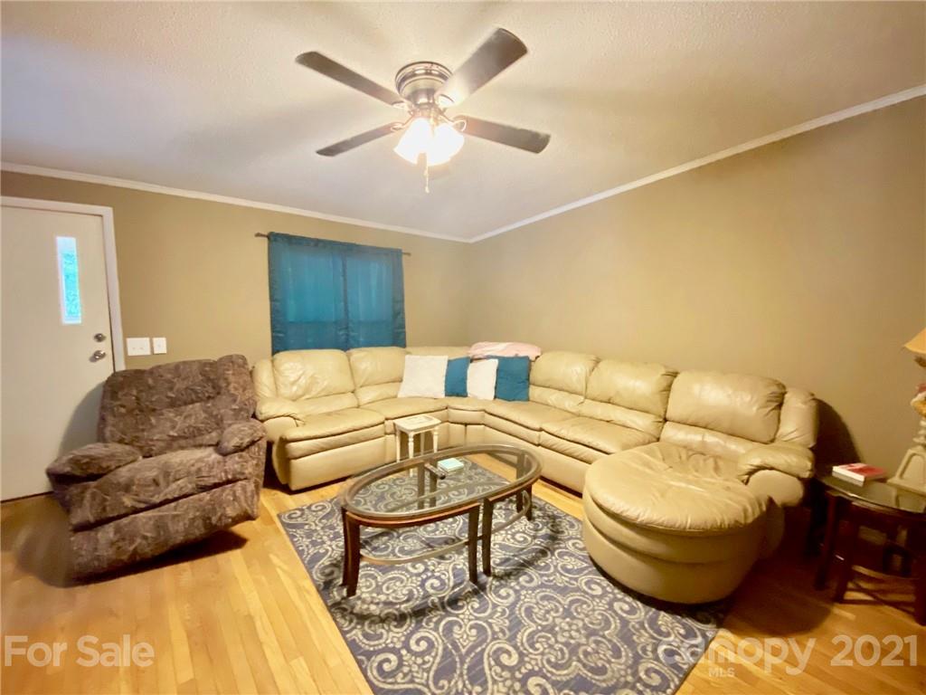 6745 Sugar Hill Road Marion, NC 28752 - Photo 3 of 21 Gallery Image 3