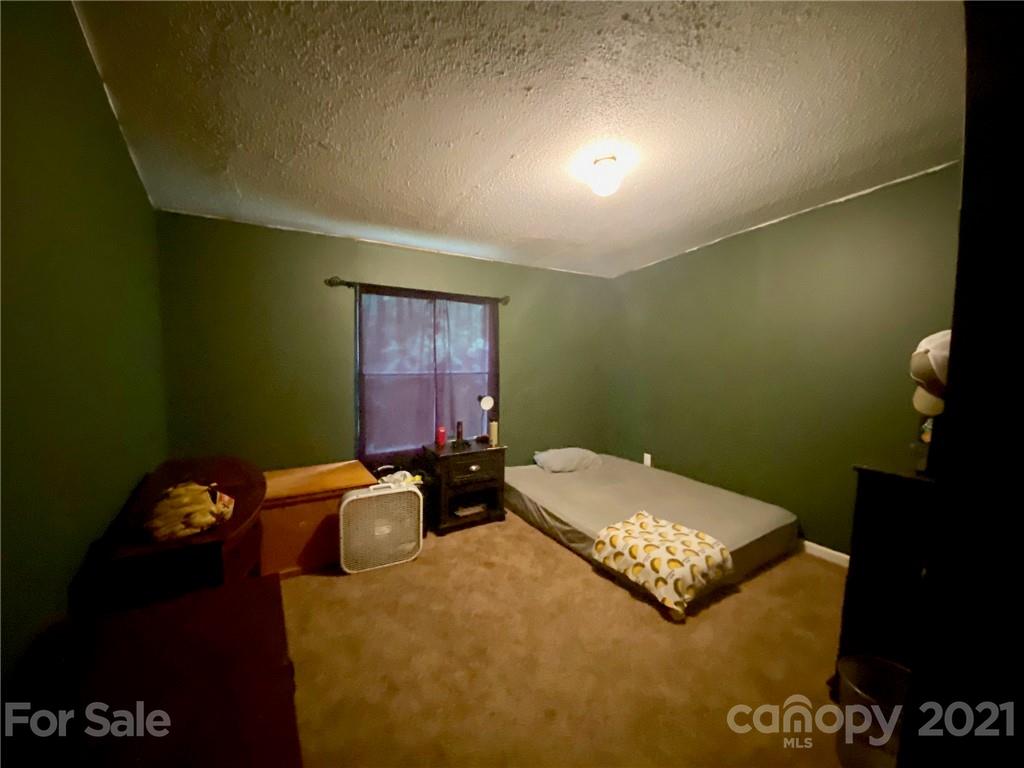 6745 Sugar Hill Road Marion, NC 28752 - Photo 10 of 21 Gallery Image 10