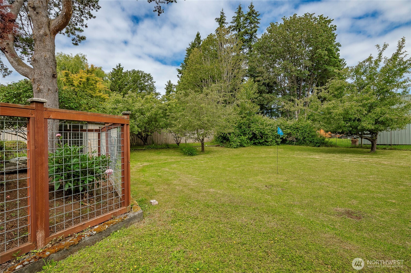 2808 Azalea Place Bellingham, WA 98225 - Photo 34 of 38
