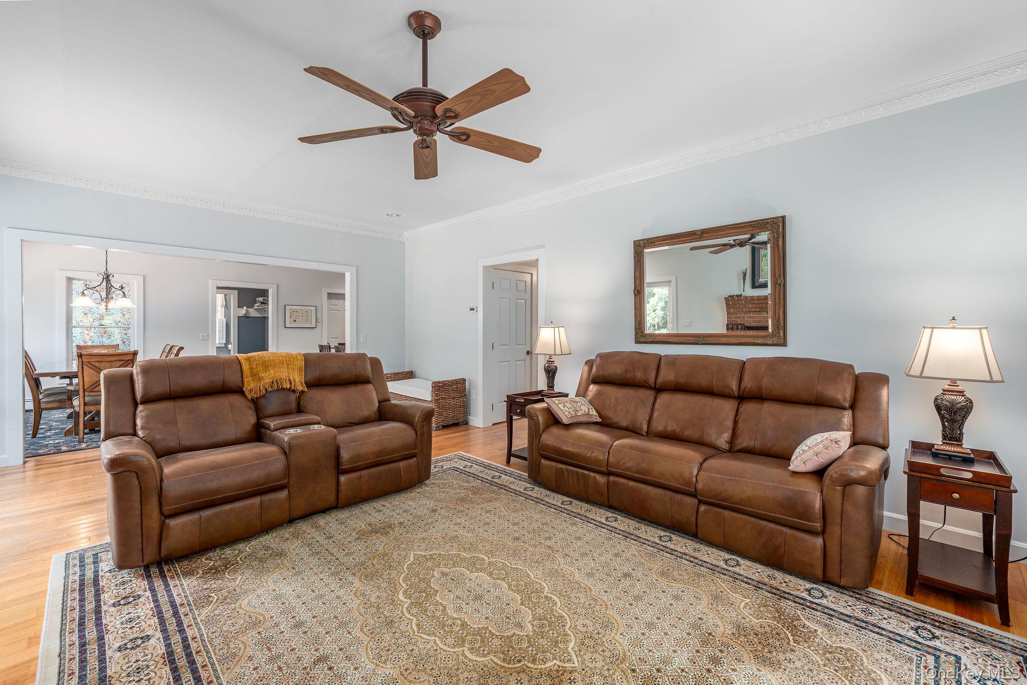4408 Old North Road Southold, NY 11971 - Photo 13 of 36