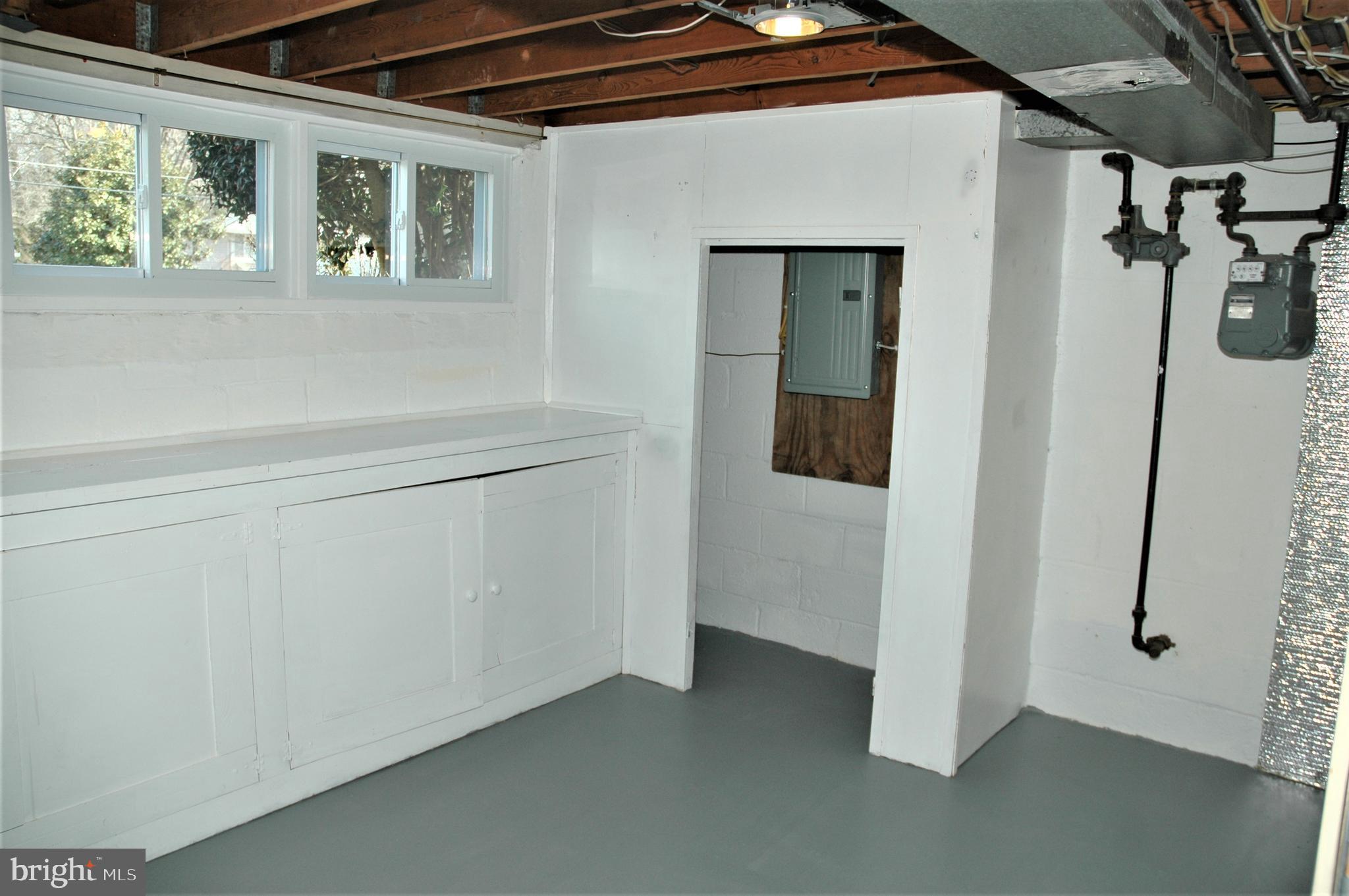 8820 Battery Road Alexandria, VA 22308 - Photo 30 of 41 Unfinished utility room