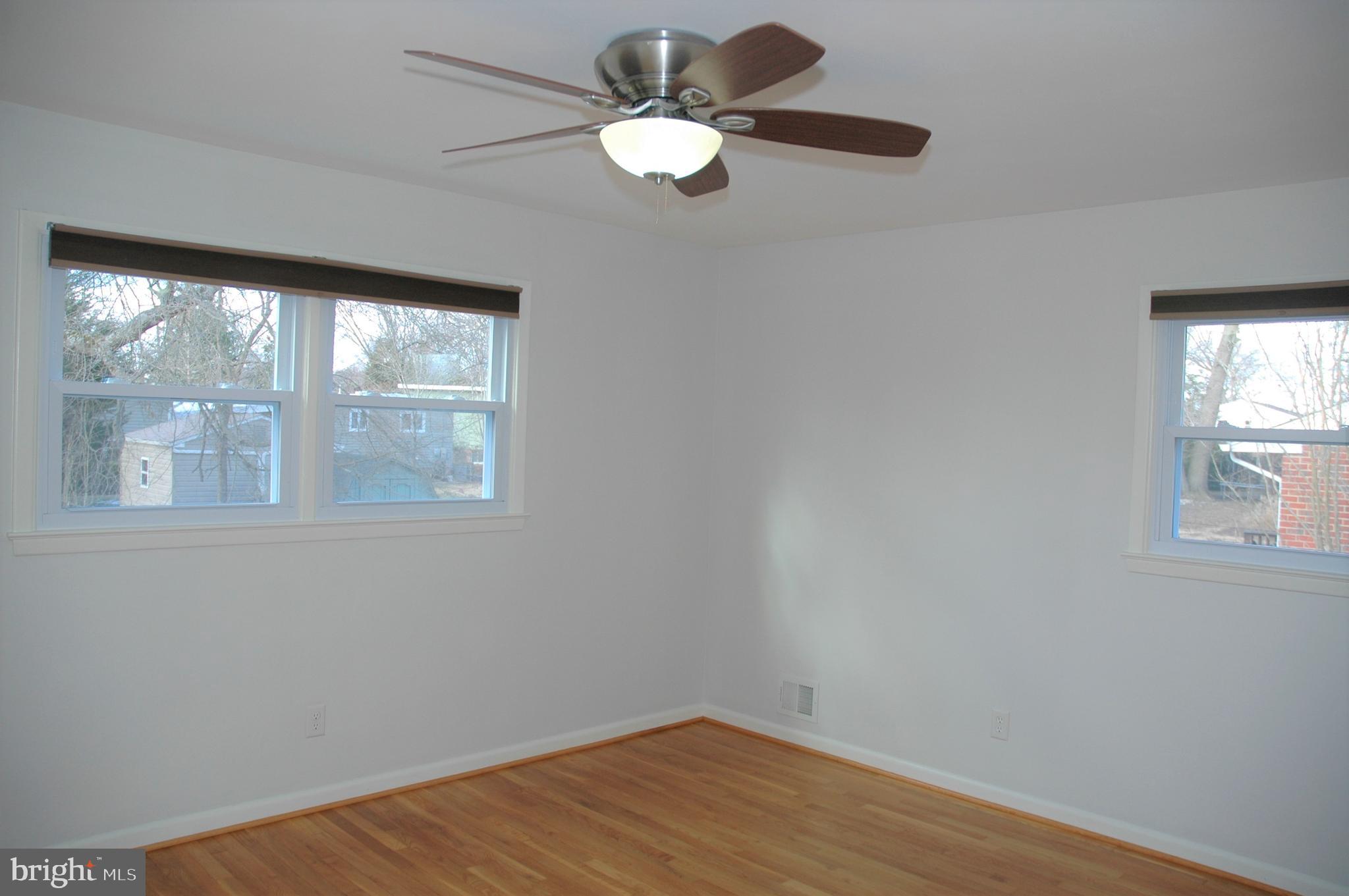 8820 Battery Road Alexandria, VA 22308 - Photo 9 of 41 Primary Bedroom