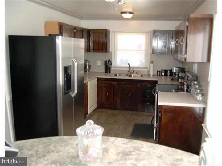 719 Manfield Road Newark, DE 19713 - Photo 2 of 14 Kitchen