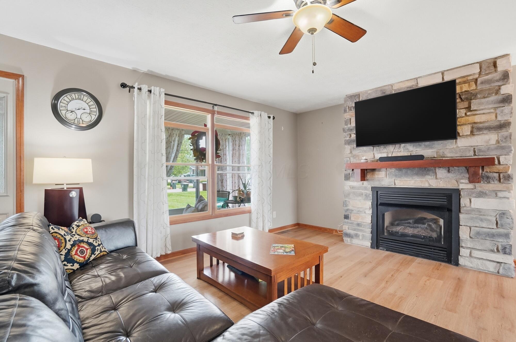 5014 Lee Road Ashville, OH 43103 - Photo 8 of 53 054