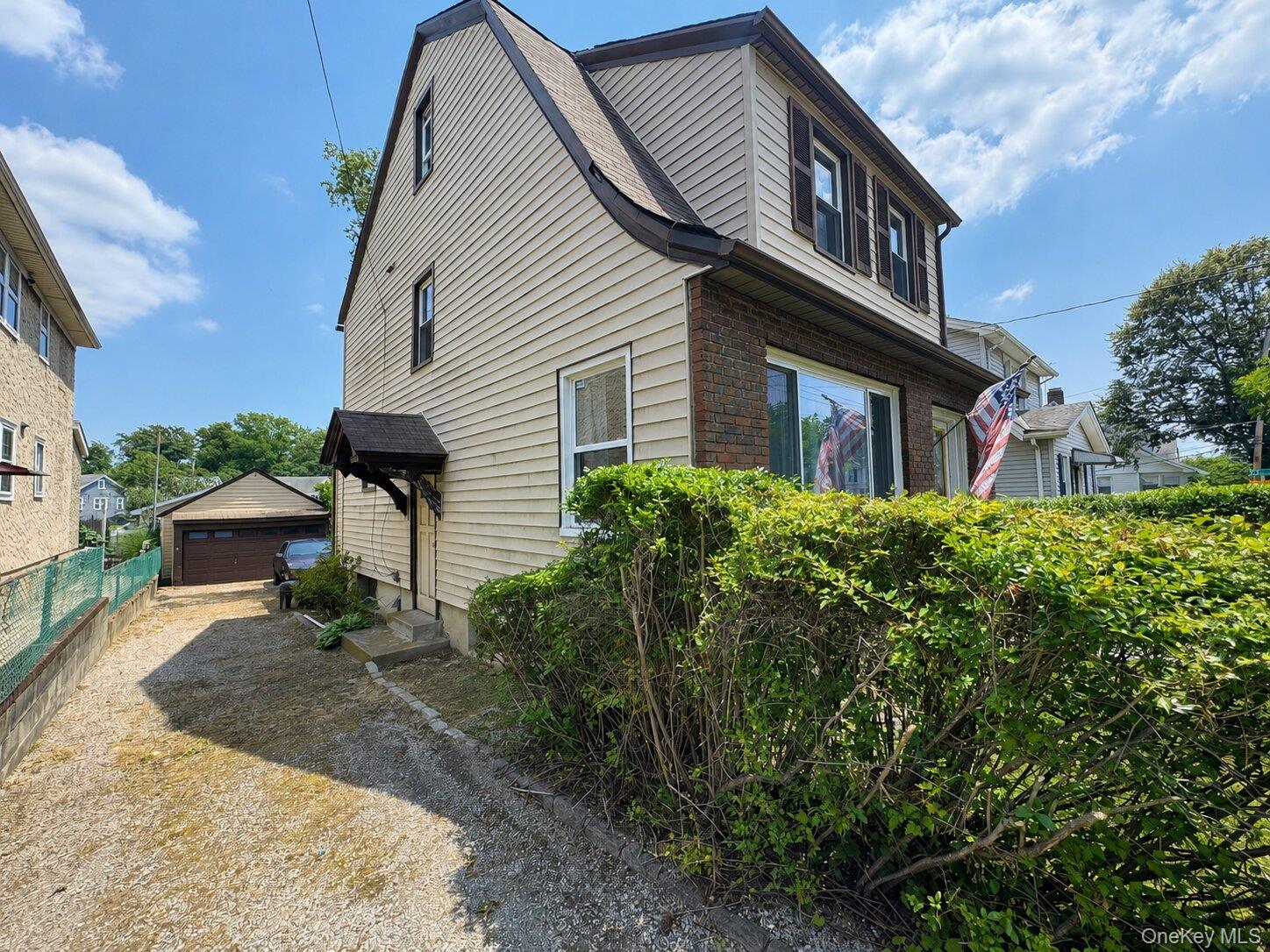 113 Rhodes Street New Rochelle, NY 10801 - Photo 25 of 32