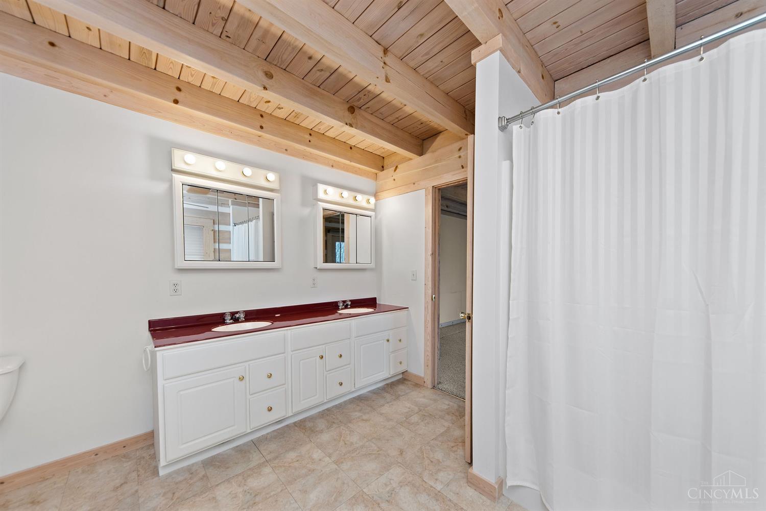 3001 McCafferty Road Fayetteville, OH 45118 - Photo 17 of 39 Gallery Image 17