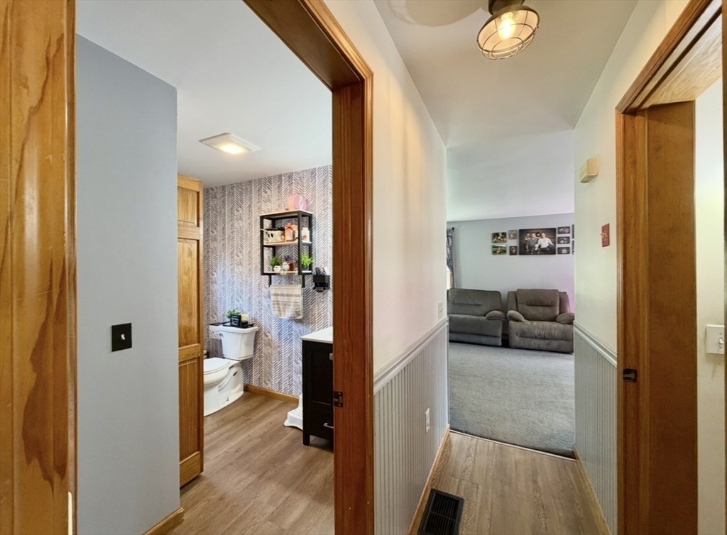 261 Greenwich Road Ware, MA 01082 - Photo 14 of 19