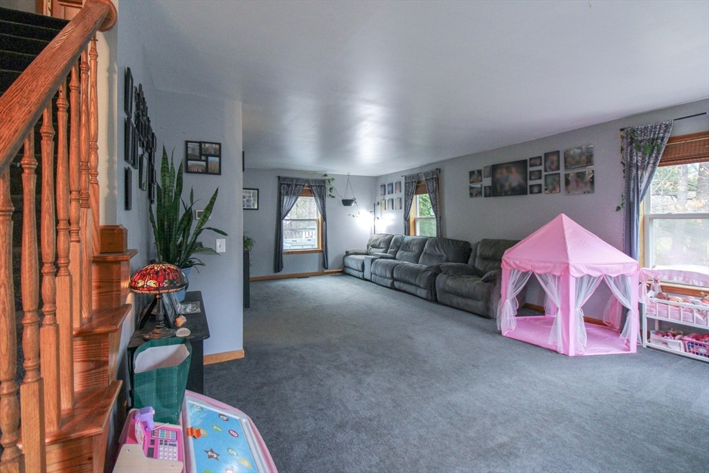 261 Greenwich Road Ware, MA 01082 - Photo 14 of 35