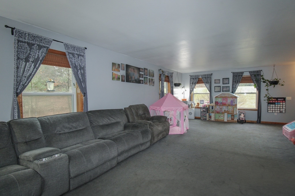 261 Greenwich Road Ware, MA 01082 - Photo 17 of 35