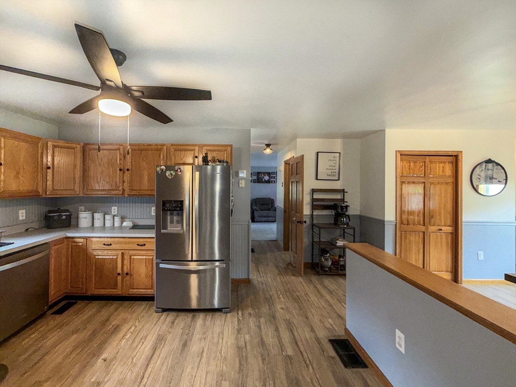 261 Greenwich Road Ware, MA 01082 - Photo 4 of 19