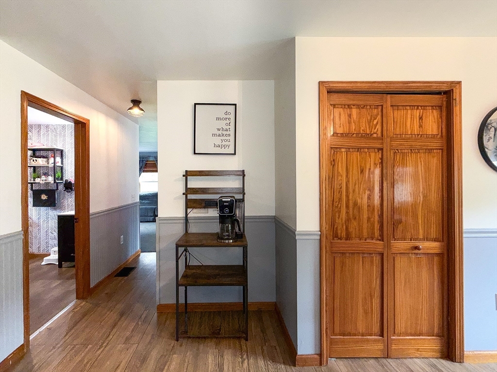 261 Greenwich Road Ware, MA 01082 - Photo 6 of 19