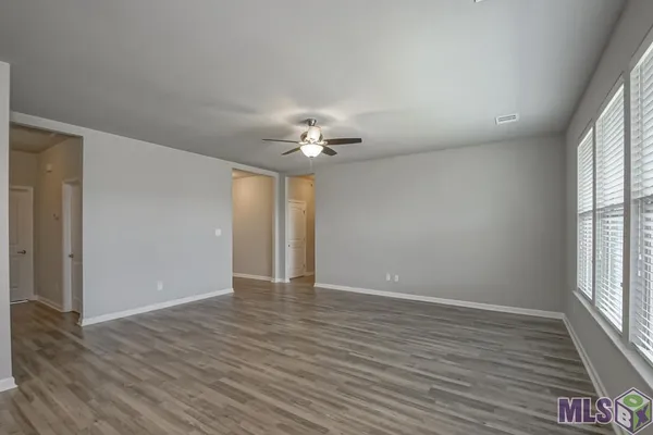 $265,000 | 14079 Oakwilde Drive, Denham Springs, LA 70706
