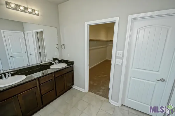 $265,000 | 14079 Oakwilde Drive, Denham Springs, LA 70706