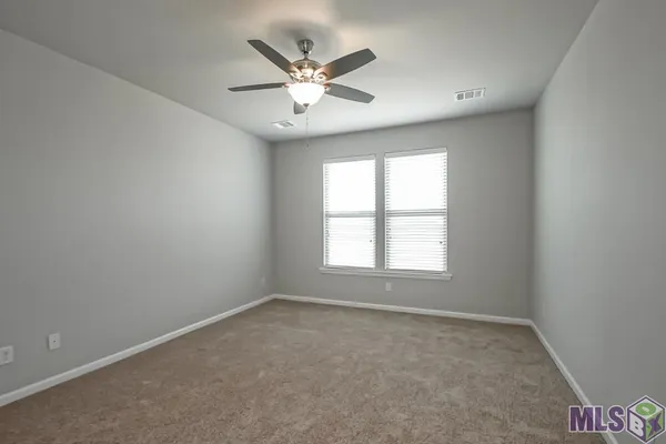 $265,000 | 14079 Oakwilde Drive, Denham Springs, LA 70706