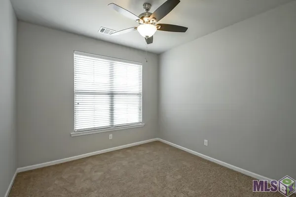 $265,000 | 14079 Oakwilde Drive, Denham Springs, LA 70706