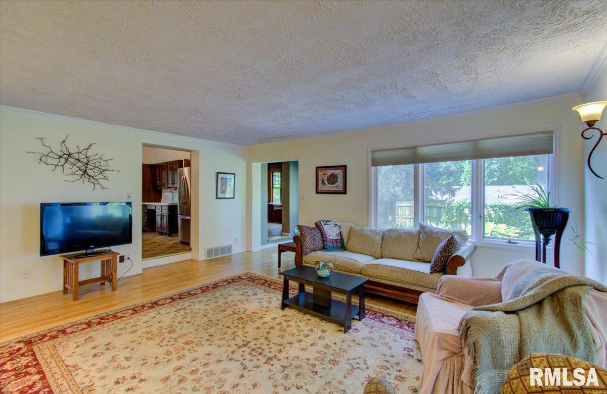 1137 Rantoul Street Springfield, IL 62704 - Photo 11 of 50