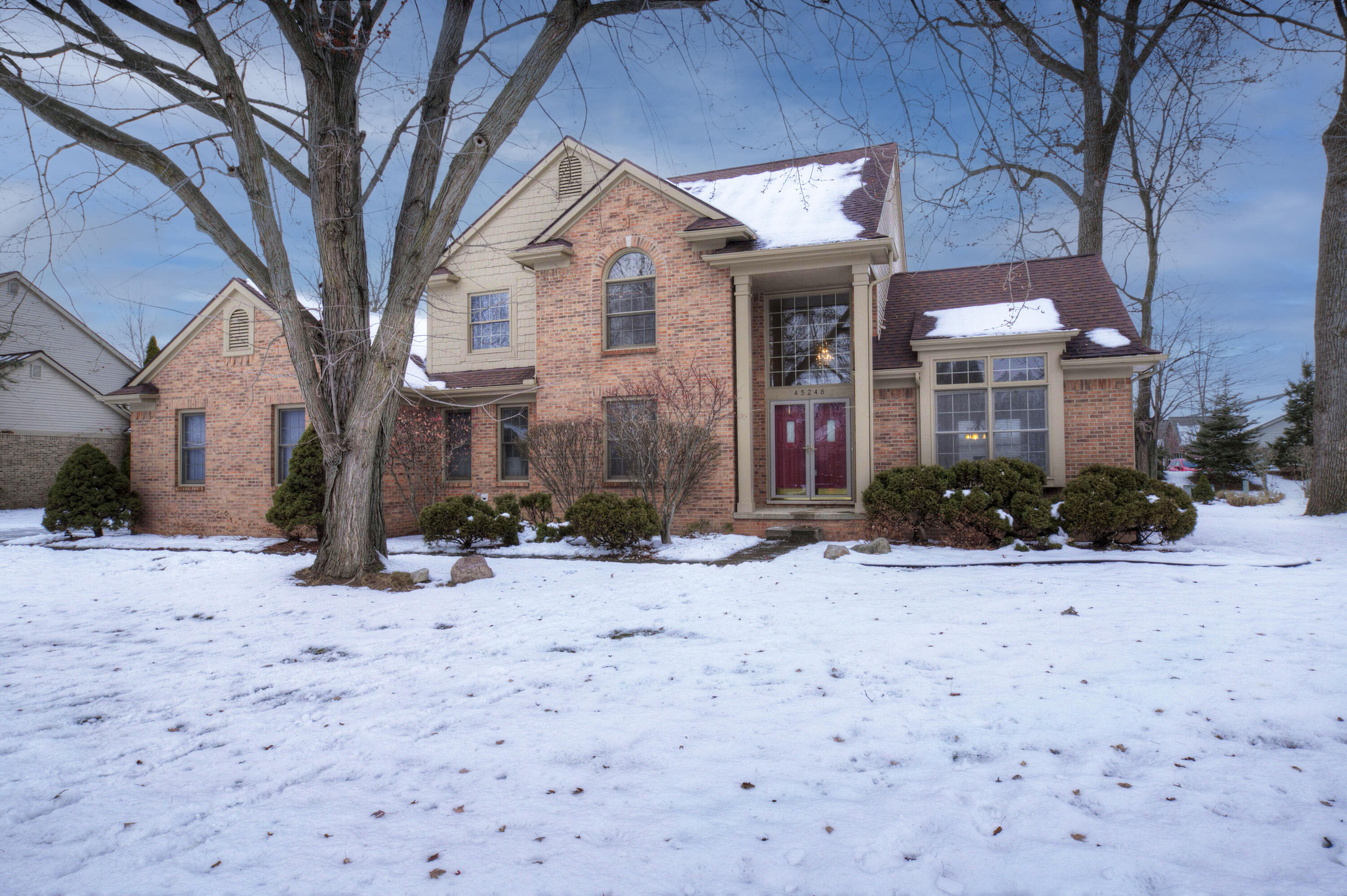 45246 Gerald Court Canton, MI 48188 - Photo 2 of 66 IMG_1977_8_9