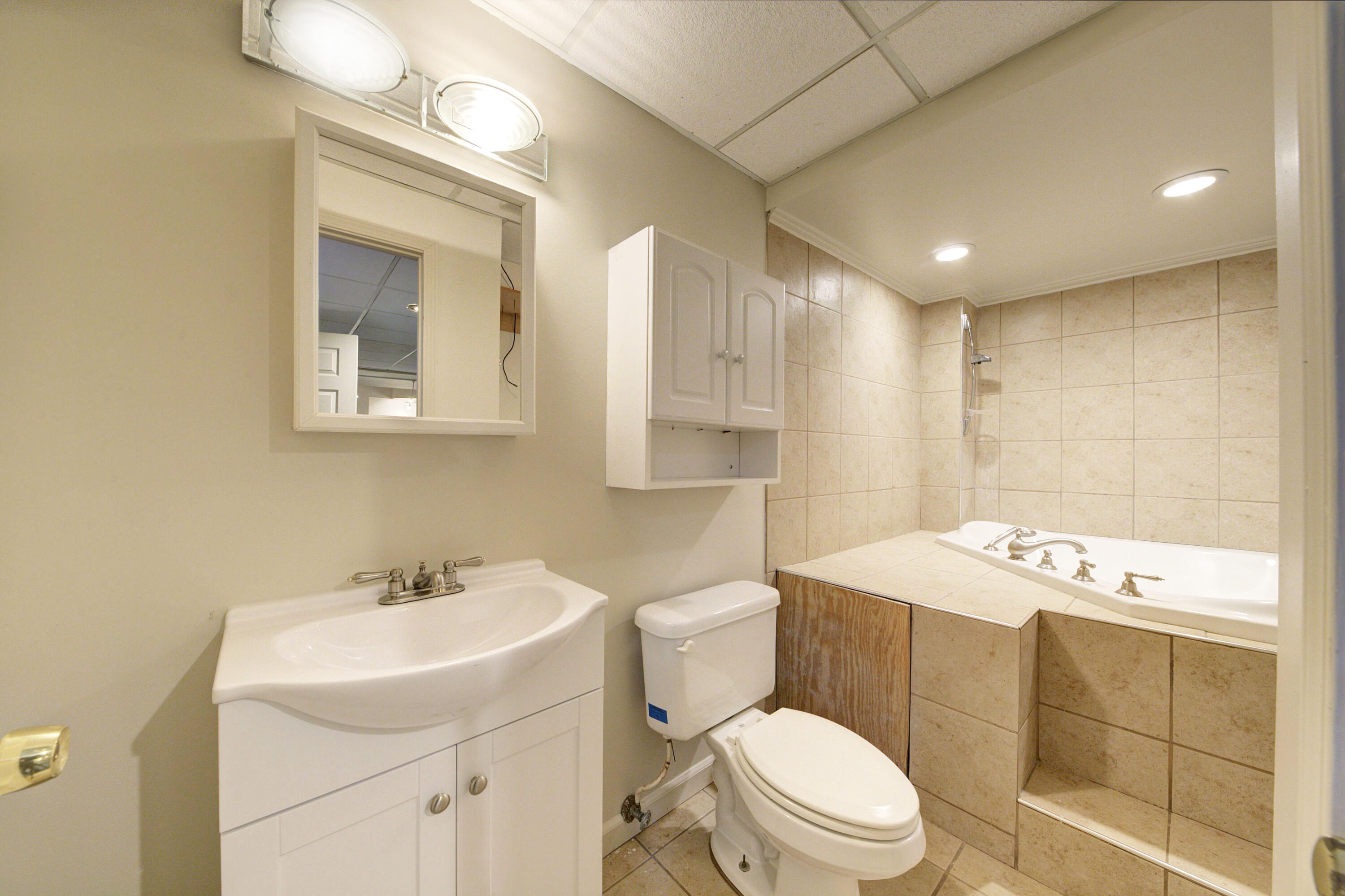 45246 Gerald Court Canton, MI 48188 - Photo 64 of 66 IMG_2268_69_70