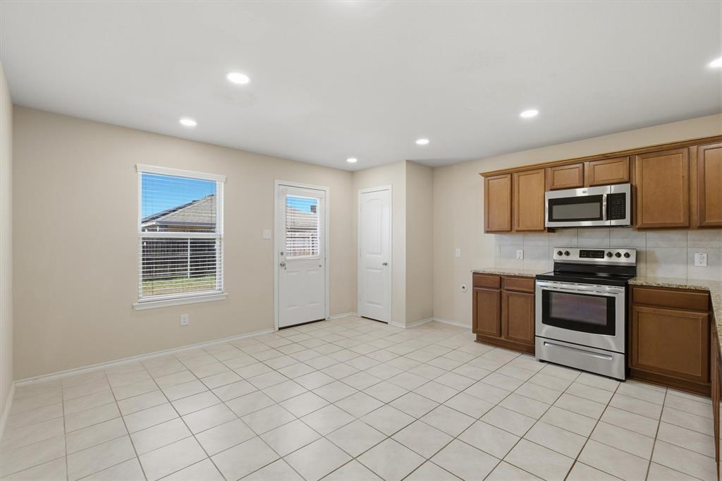 1407 Slate Street Princeton, TX 75407 - Photo 7 of 22