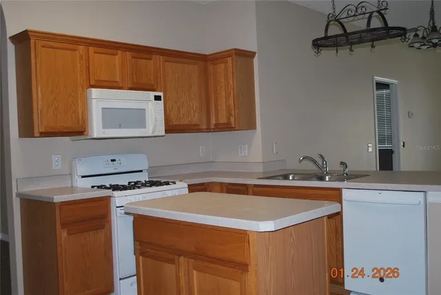 $2,895 | 909 Grand Canyon Drive, Valrico, FL 33594