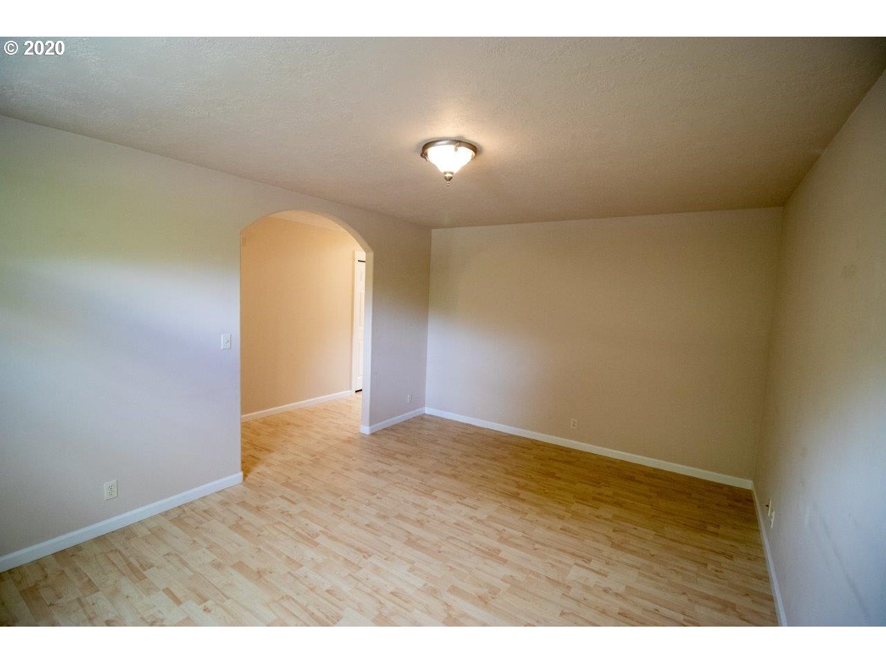 624 63rd Street Springfield, OR 97478 - Photo 8 of 22