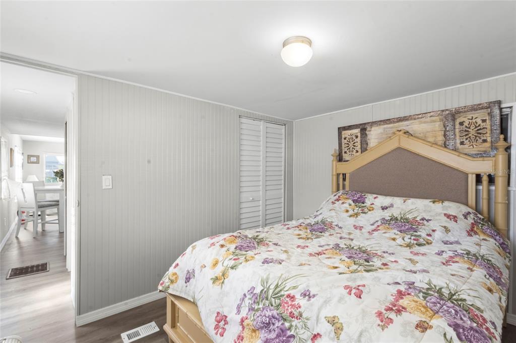 426 Hatchett Creek Road Venice, FL 34285 - Photo 15 of 21