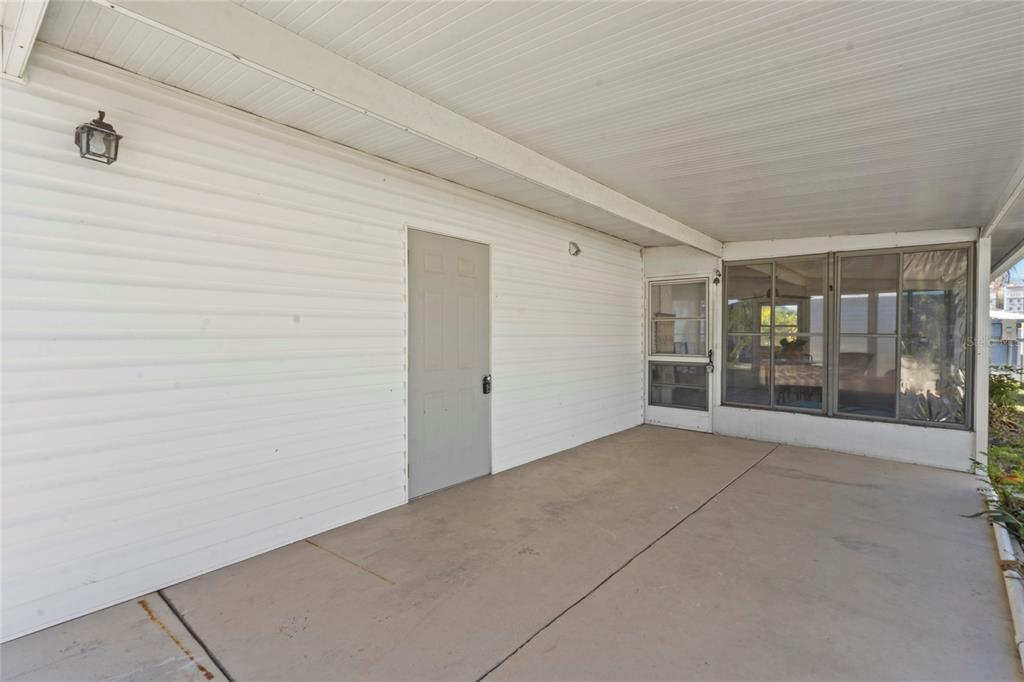 426 Hatchett Creek Road Venice, FL 34285 - Photo 2 of 21