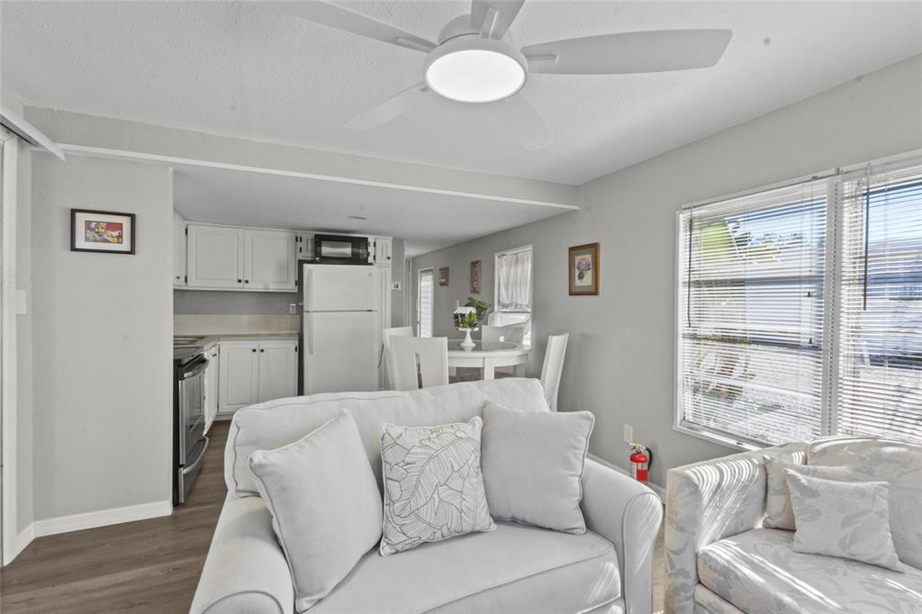 426 Hatchett Creek Road Venice, FL 34285 - Photo 7 of 21