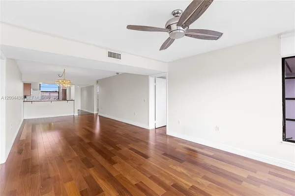 $2,450 | 1524 Whitehall Drive, Unit 405, Davie, FL 33324