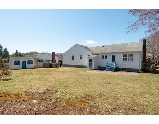 32 Lawndale Road Stoneham, MA 02180 - Photo 29 of 30 Gallery Image 29