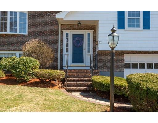 32 Lawndale Road Stoneham, MA 02180 - Photo 3 of 30 Gallery Image 3