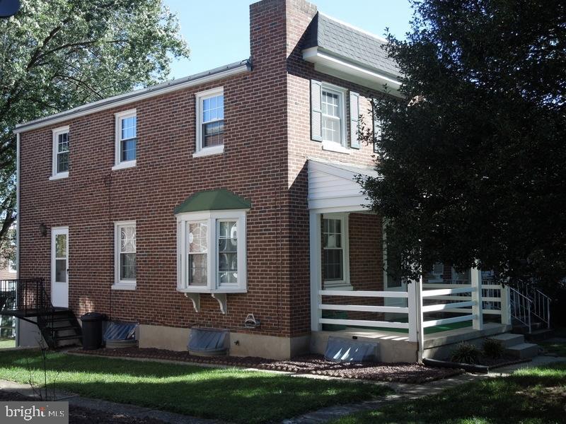 1133 Jamaica Road Lancaster, PA 17602 - Photo 2 of 15 Gallery Image 2