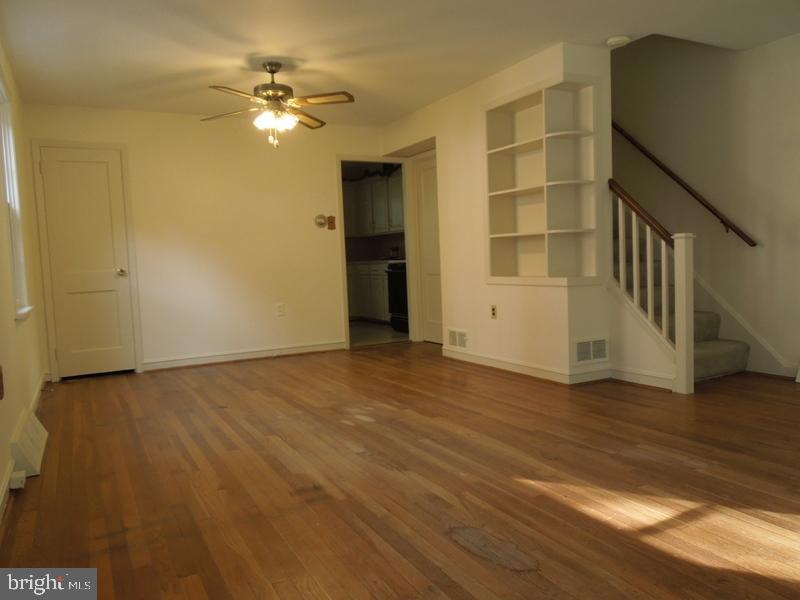 1133 Jamaica Road Lancaster, PA 17602 - Photo 5 of 15 Gallery Image 5