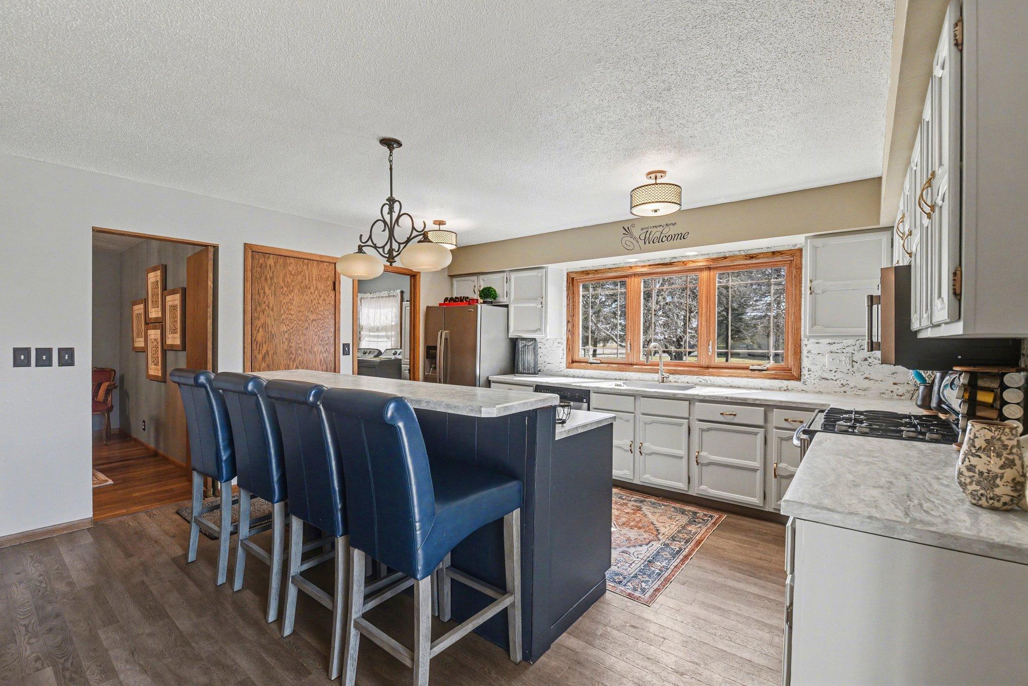 902 6th Avenue Southeast Pipestone, MN 56164 - Photo 11 of 43