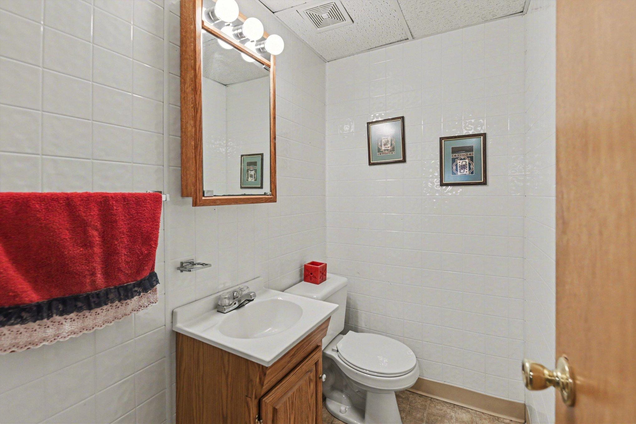 902 6th Avenue Southeast Pipestone, MN 56164 - Photo 27 of 43