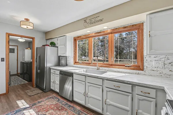 $389,500 | 902 6th Avenue Southeast, Pipestone, MN 56164