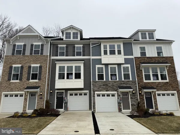 $372,990 | 5556 Marksburg Place, White Plains, MD 20695