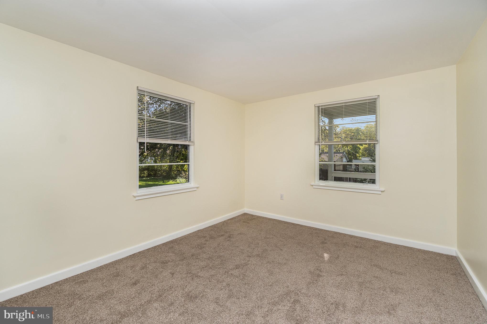915 Colonial Road Harrisburg, PA 17112 - Photo 17 of 30 Primary Bedroom